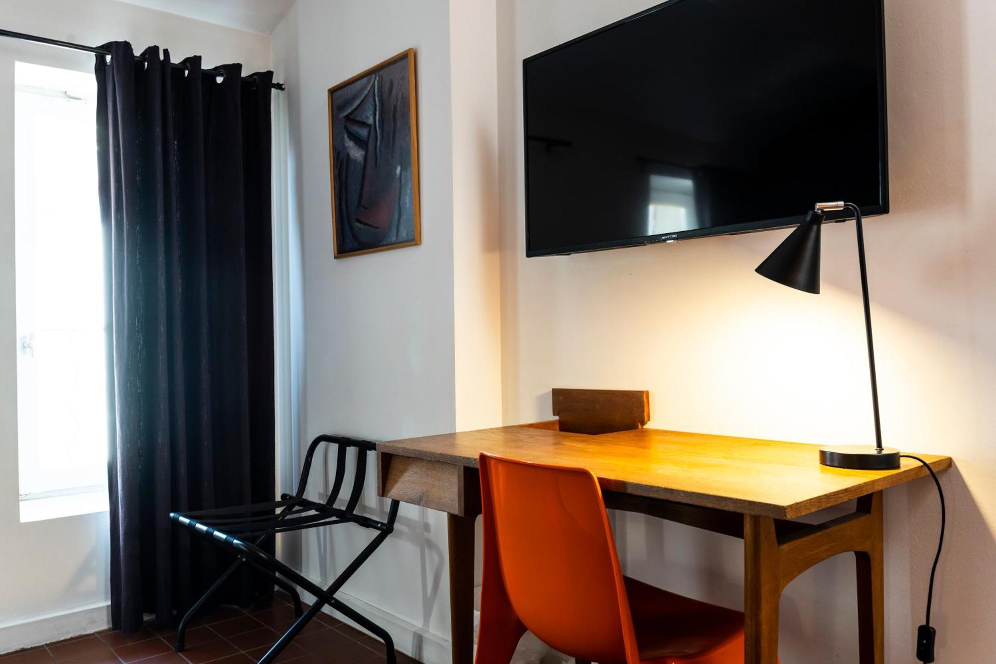 Hotel Burrhus 3*