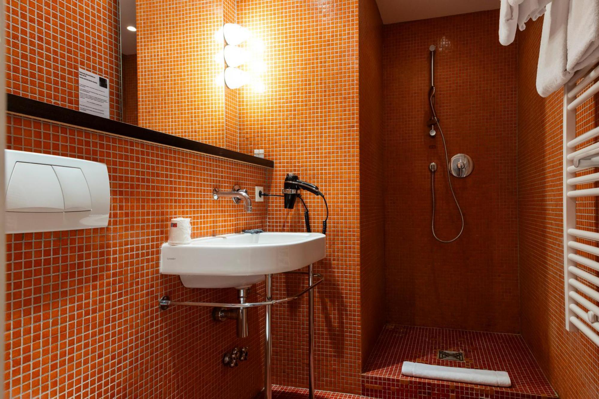Hotel Burrhus 3*